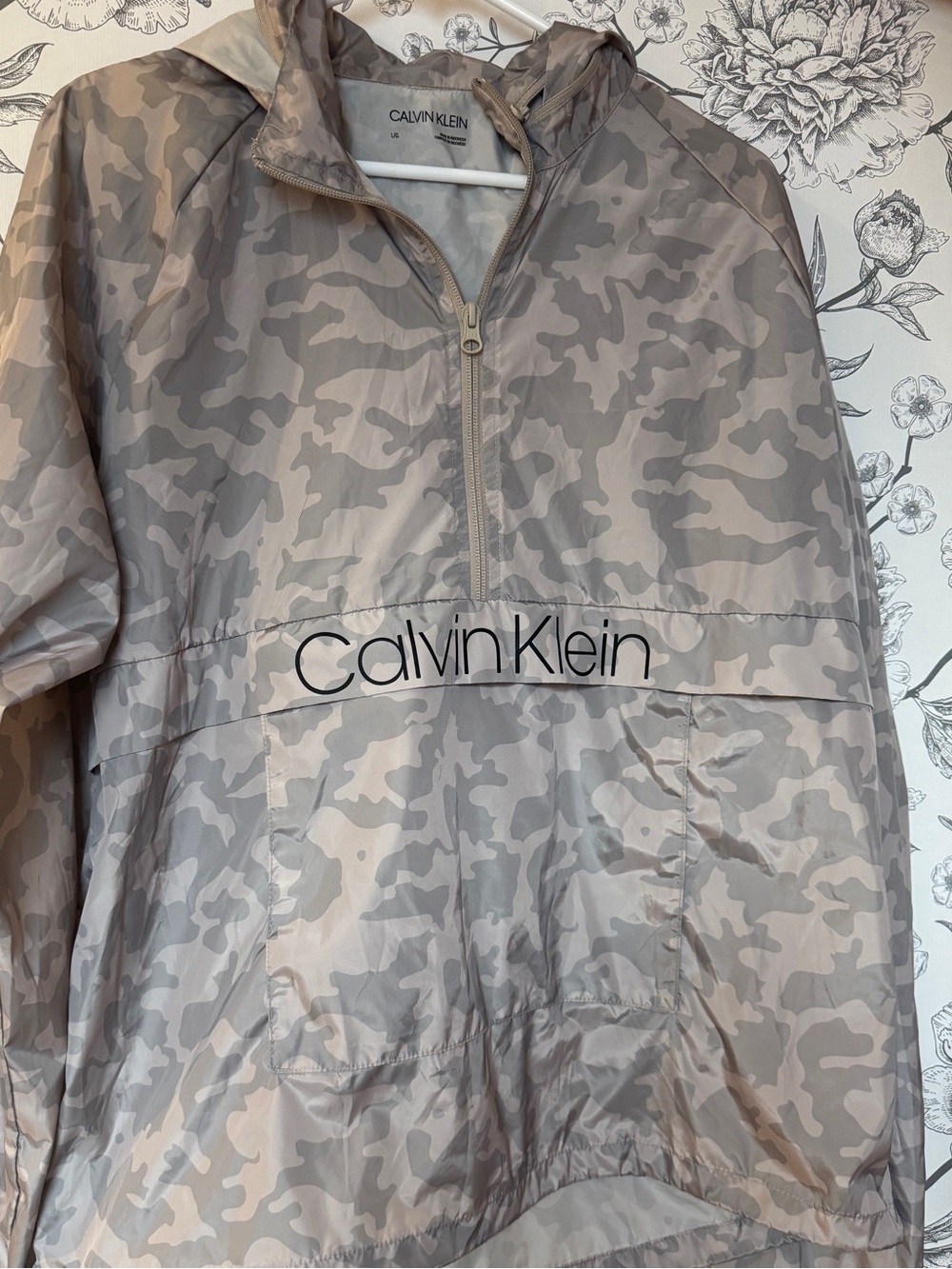 Calvin Klein Beige & Light Gray Camo Windbreaker Jacket